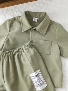 SHEIN Leap Crew 2 Stücke/Set lässiger College Stil bequemer vielseitiger Buchstaben Dekor Kurzarmhemd mit weitem Kragen & Shorts mit elastischem Bund, geeignet für Frühlings- und Sommerausflüge, Partys, für Baby Jungen/Mädchen - Grün - Übersicht 4