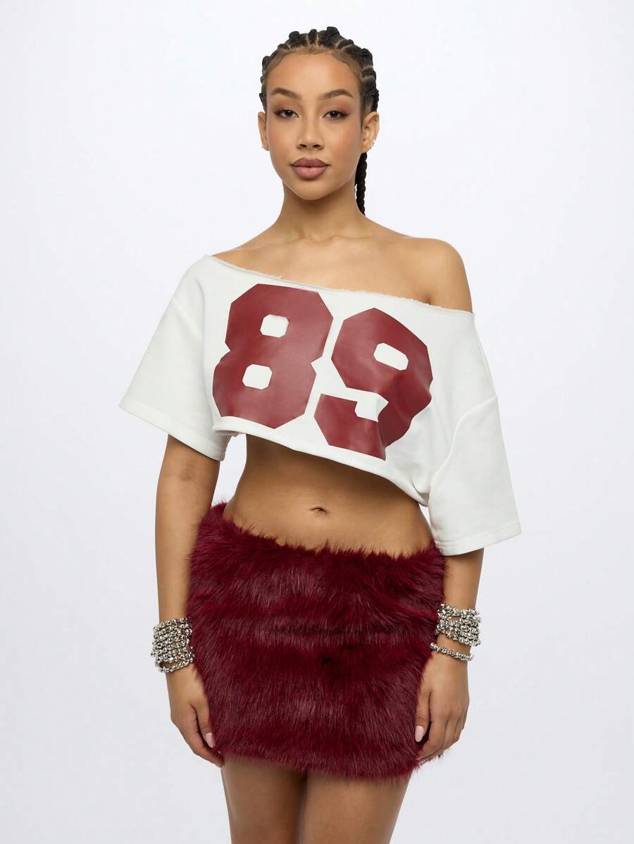 SUMWON WOMEN 露肩号码球衣短款上衣短袖足球篮球校队球员比赛日球迷服装 - 白色 - 查看 1