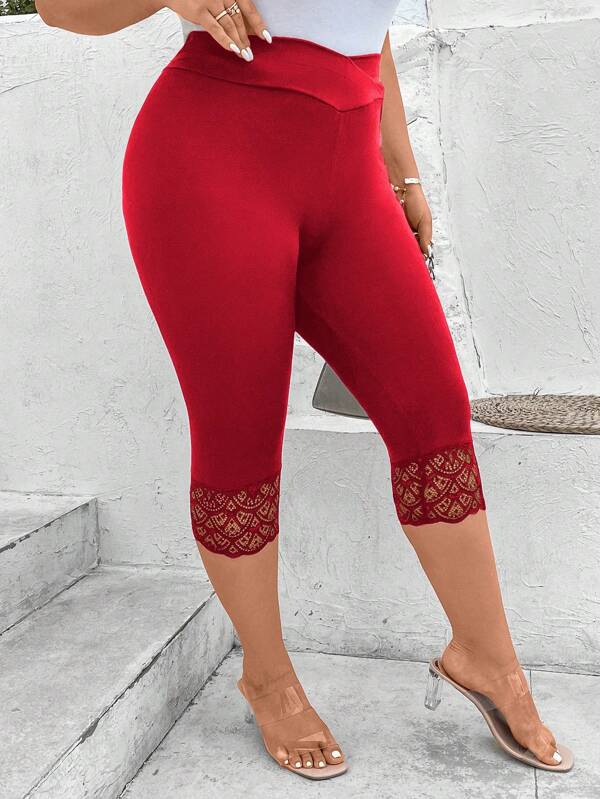 EMERY ROSE Plus Size Women Solid Color Asymmetric Waistband Contrast Lace 3/4 Length Leggings