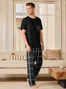 Shein Underwear&Sleepwear Basics Conjunto de camiseta de cuello redondo de manga corta y pantalón corto casual para hombres, minimalista y de moda, adecuado para el verano
