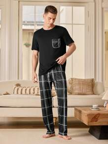 Shein Underwear&Sleepwear Basics Conjunto de camiseta de cuello redondo de manga corta y pantalón corto casual para hombres, minimalista y de moda, adecuado para el verano