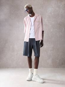 SUMWON 高级定制常规版型褶皱短裤，专业商务休闲及膝办公短裤，带侧袋，春夏正装短裤 - 深灰色 - 查看 2