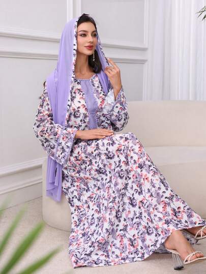 Al Najma 圆领花卉拼布纯色刺绣装饰阿拉伯风格连衣裙，配头巾，端庄