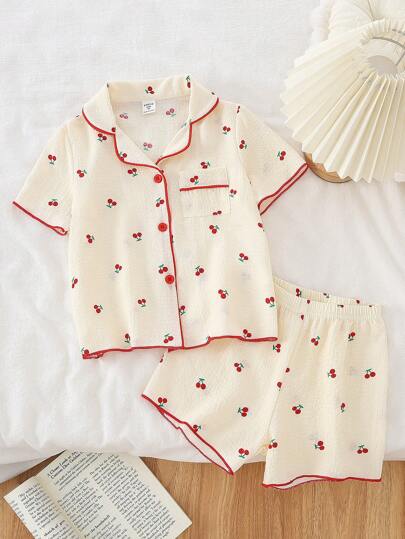 SHEIN Vintaside Kids 2pcs Girls Toddler Cherry Cute Pattern Color Block Button Decor Short Sleeve Top And Shorts Pajamas Set