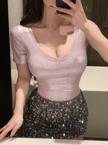 DAZY Maglietta casual estiva da donna a manica corta, aderente, con scollo a V profondo, rosa metallico lucido e fasciante