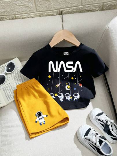 SHEIN Playful Pals Baby Boy 2 Pieces Outfit Set: Astronaut, Planet & Rocket Print Round Neck Short Sleeve Black T-Shirt And Yellow Shorts