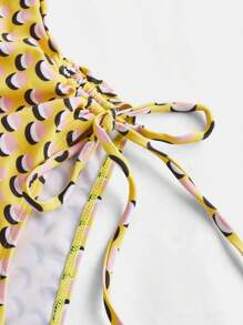 Maija Maillot de bain une pièce femme à imprimé géométrique col V, style décontracté vacances. Style bohème moderne pour plage et villégiature, tenue de festival style exotique, vacances d'été, dopamine.