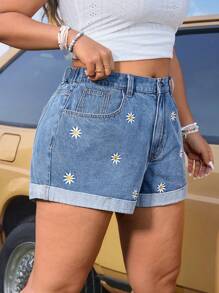 SHEIN EZwear Shorts casuales de verano para mujer de talla grande con bordado de margaritas y puños de mezclilla