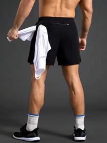 Gym Rark Pantalones cortos deportivos para hombres con cordón en la cintura y estampado de lema - Negro - Ver 2