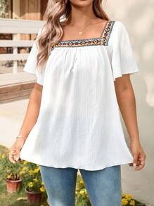 SHEIN LUNE Plus Size Women Square Neck Embroidery Tape Flowy Sleeve Retro Print Trim Blouse Top Cowgirl Summer For Graduation Spring Easter Vacation Bohemia - White - View 2