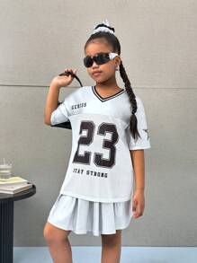 Tween Mädchen Street Style Stricknetzstoff Bedrucktes V-Ausschnitt Kurzarm-Top & Faltenrock 2 Stücke Set, Y2K Fashion Punk Style, süß & cool, Zurück zur Schule