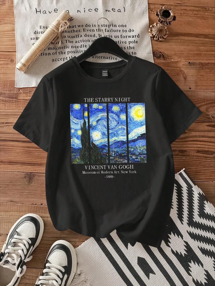 SHEIN EZwear Áo thun tay ngắn cổ tròn dáng rộng họa tiết đêm đầy sao Van Gogh màu đen dành cho nữ, phù hợp cho mùa hè - màu đen - Xem 1