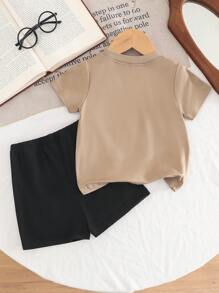 2 Stücke/Set Baby Jungen Lässig Einfarbiges Buchstaben Bedrucktes Kontrast Farbig Rundhals Kurzarm Oberteil + Einfarbige Elastische Taille Shorts Outfit, Sommer Lässig Bekleidung für Ausgehen und Sportbekleidung - Schwarz - Übersicht 2