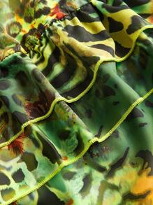 SHEIN SXY Conjunto de top halter de unicolor y minifalda, estilo de moda minimalista para uso diario casual, ropa de verano para mujer, conjunto de dos piezas, verde, atuendo de vacaciones para mujer, conjuntos de primavera para mujer, sexy, estampado de leopardo, atuendo de crucero para mujer, conjunto de dos piezas de vacaciones, ropa de resort para mujer, atuendos de Ibiza, vacaciones de primavera