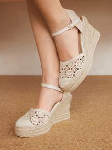 Styleloop Women's Thick Sole Waterproof Crossover Slide Sandals, Vacation Style - Apricot - View 1