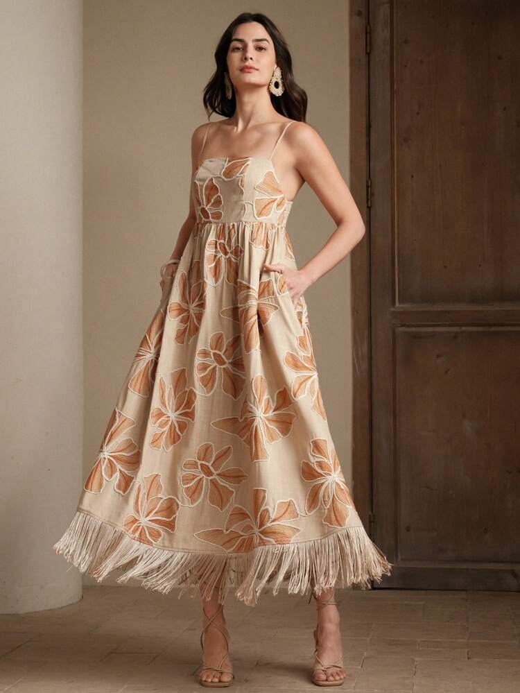 Vestido con tirantes de espagueti, dobladillo con flecos y bordado de cuerda, estilo vacacional