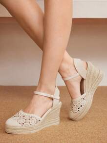 Styleloop Women's Thick Sole Waterproof Crossover Slide Sandals, Vacation Style - Apricot - View 11