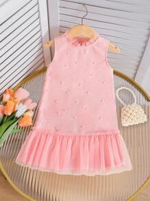 SHEIN Playful Pals Newly Launched! Young Girl Sleeveless Dress In A Stylish And Elegant Debutante Style. Features A Round Neck With Delicate Tulle Splicing, Hand - Sewn Beads, And A Tulle - Trimmed Hem. It Combines Comfort, Fashion Exuding A Sweet And Cute Charm.