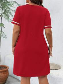 SHEIN LUNE Plus Size V-Neck Color Block Knit Sweater Dress, Casual & Fashionable - Red - View 2