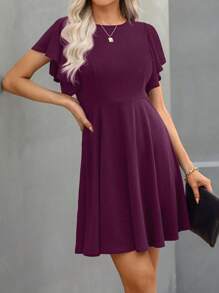 SHEIN Clasi 短袖纯色休闲连衣裙，适合夏季