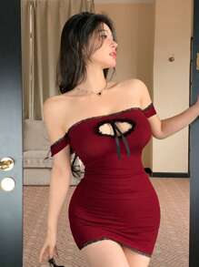 DAZY Encore Red 性感修身露肩心形镂空系带撞色拼色迷你连衣裙，适合女士夏季巡航装太阳裙 - 紅色 - 查看 4