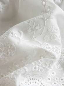 SHEIN 2pcs/Set Girls Summer Hollow Out Camisole Top + Shorts Set, Baby Girl Fresh & Fashionable Outfit Suitable For Outdoor Wear - Multicolor - View 6