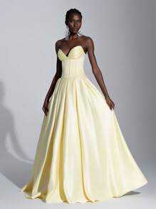 Elitara Elegant Light Yellow Strapless & Adjustable Lacing Waist Maxi With Oversized Flare Hem Dress, Versatile For Dating, Vacation, Party, Formal Occasions, Butter Yellow Dress, Gown, For Evening, Wedding Guest