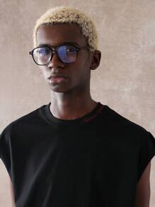 SUMWON Top sin mangas de algodón premium con estampado de fuente gótica rebelde, borde crudo y longitud acortada, ideal para festivales, conciertos, uso casual de verano y moda urbana