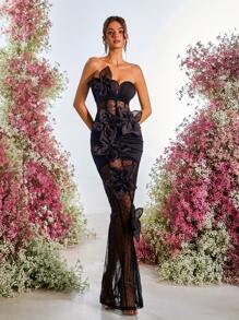 Glamrae Elegant And Romantic Black Polka Dot Mesh Handmade Four-Leaf Clover Three-Dimensional Flower Strapless With Ruched Waist Section And See-Through Long Style Suitable For Dating, Bachelorette Parties, Formal Occasions, Dances, Cocktail Parties, Dinner Dresses (Heavy Work), Party Dress, Gown, For Evening, Wedding Guest - Black - View 2