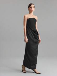 Ontre 2025 新款女士连衣裙，黑色露肩褶皱婚礼宾客礼服，雕塑感廓形女士长裙，春夏 - 黑色 - 查看 3