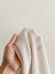 SHEIN LMoss Kids LMoss Young Girl Knitted Patchwork Woven Hollow-Out Raglan Sleeve Fitting T-Shirt,Spring And Summer,Young Girls Clothing Youth Girls Shirts Young Girls Clothing Sets Short Sleeve Young Girls Tops Young Girls T Shirt