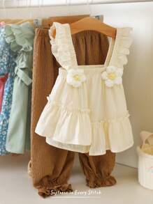 Cozy Pixies 2pcs/Set Young Girl 3D Flower Applique Camisole And Elastic Waist Tapered Leg Pants - Multicolor - View 1