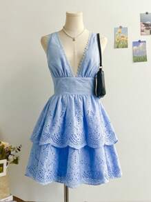 Soleia 度假风格蓝色刺绣 V 领交叉背带女式连衣裙 - 藍色 - 查看 7