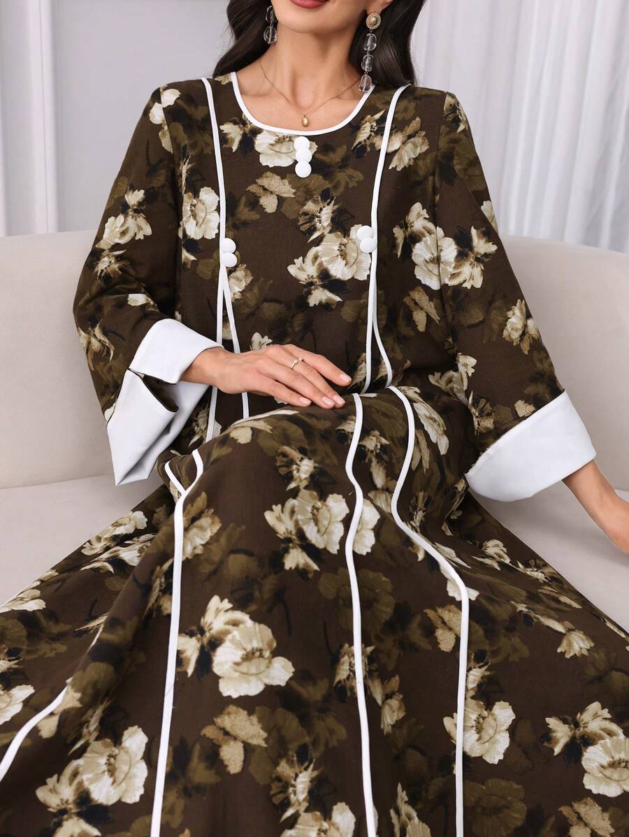 Al Najma V 领花卉印花前条纹喇叭袖长款阿拉伯连衣裙 - 咖啡棕 - 查看 1