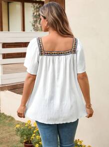 SHEIN LUNE Plus Size Women Square Neck Embroidery Tape Flowy Sleeve Retro Print Trim Blouse Top Cowgirl Summer For Graduation Spring Easter Vacation Bohemia - White - View 3
