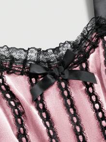 ROMWE Goth 哥特式复古宫廷风格撞色蕾丝边吊坠女式天鹅绒细肩带中长连衣裙 - 粉色 - 查看 3