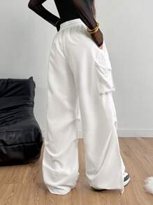 Coolane 黑色带盖口袋侧抽绳腰部降落伞工装裤 - 白色 - 查看 2