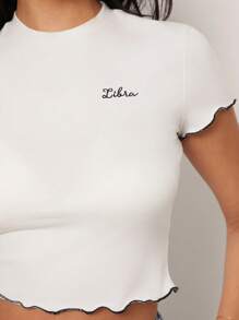 NYA SZN 顶级天秤座刺绣星座日常休闲街头服饰生菜下摆生日礼物棉质服装女士 T 恤 - 米色 - 查看 7