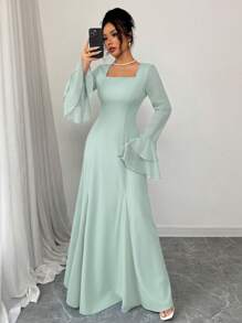 Rafferiza 女式蓝色方领荷叶边袖开衩下摆连衣裙