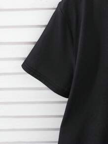 SHEIN 青少年男孩休闲圆领短袖口袋 T 恤和格子宽松睡裤 2 件套