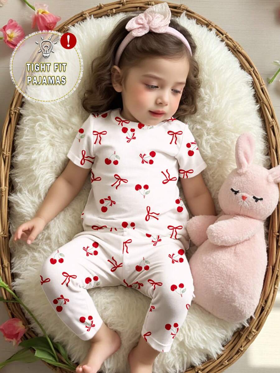 SHEIN 可爱蝴蝶结和樱桃印花，女婴休闲简约贴身圆领短袖和长裤睡衣，适合夏季 - 彩色 - 查看 1