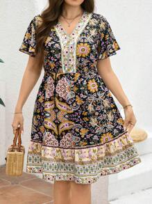 SHEIN Clasi Plus Size Yellow Side Placement Print Knee Length A-Line Vacation Dress For Women, Boho, Bohemia, Boho Women's Clothing, Summer Outfits For Women, Summer Dresses For Women, Sun Dresses For Women, Vacation Outfits Women