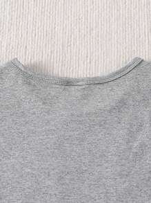 Set de 3 piezas de ropa cómoda informal para pre-adolescentes con top de manga corta y cuello redondo estampado con letras y pantalones cortos/largos