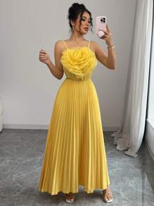 SHEIN PETITE Vestido de línea A con decoración floral elegante, cintura drapeada, cintura alta, apropiado para fiestas y uso diario, color amarillo, para mujer primavera/verano