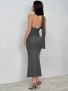 SHEIN PETITE 纯色挂脖露背紧身连衣裙 - 灰色 - 查看 2
