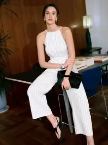 Chiquease 女士休闲商务系腰条纹挂脖无袖连体裤 - 白色 - 查看 1