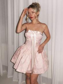 Glamine Charm Glamine 缎面拼布 3D 蝴蝶结缎带领荷叶边粉色连衣裙，吊带迷你秋千裙，纹理提花面料，适合派对/假日春季女士毕业/返校连衣裙 - 粉色 - 查看 5