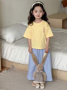 Dazy Kids 女孩年轻女孩秋季服装套装：圆领针织全身印花短袖 T 恤 + 全身印花长裤家居服 - 黃色 - 查看 3