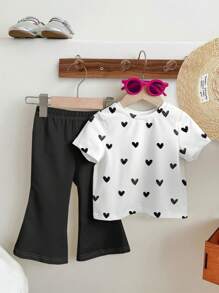 SHEIN 2 件女童休闲卡通图案圆领短袖上衣和喇叭裤套装，夏季