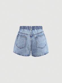 Girlism 这款少女优雅浅色水洗做旧牛仔短裤，带有口袋、仿珍珠装饰和毛边裤脚，适合春夏度假、海滩、波西米亚风音乐会、锐舞派对等场合。 - 淺色水洗藍 - 查看 2